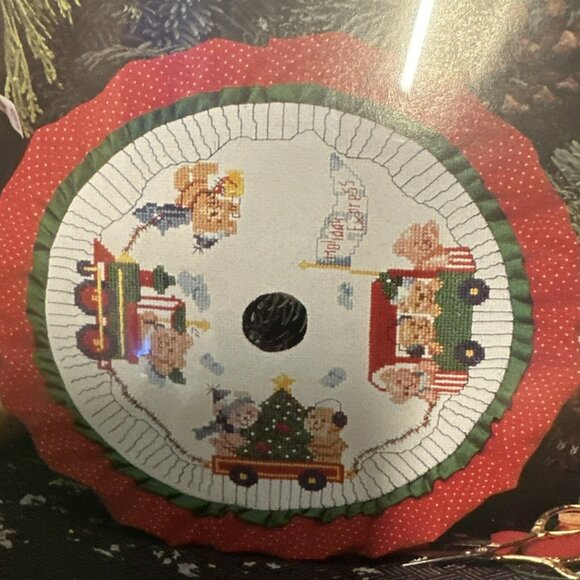 Christmas Tradition Cross Stitch Kit 9 Inch Tree Skirt Train Lot Of 2 - Picture 6 of 8